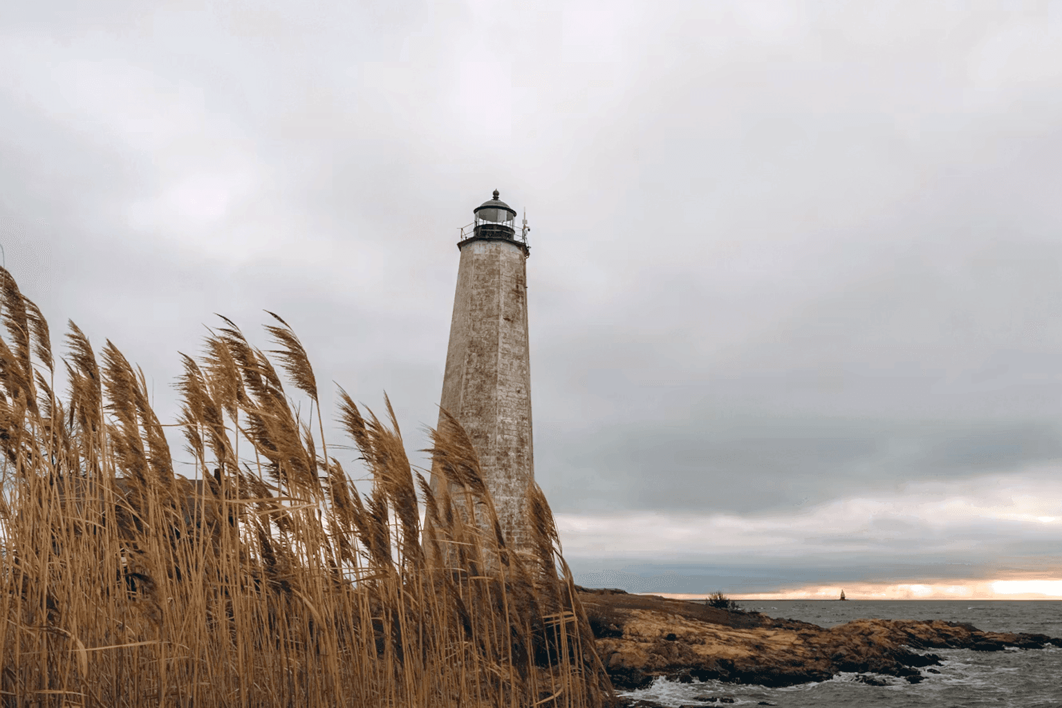 New Haven Beachfront with Lighthouse